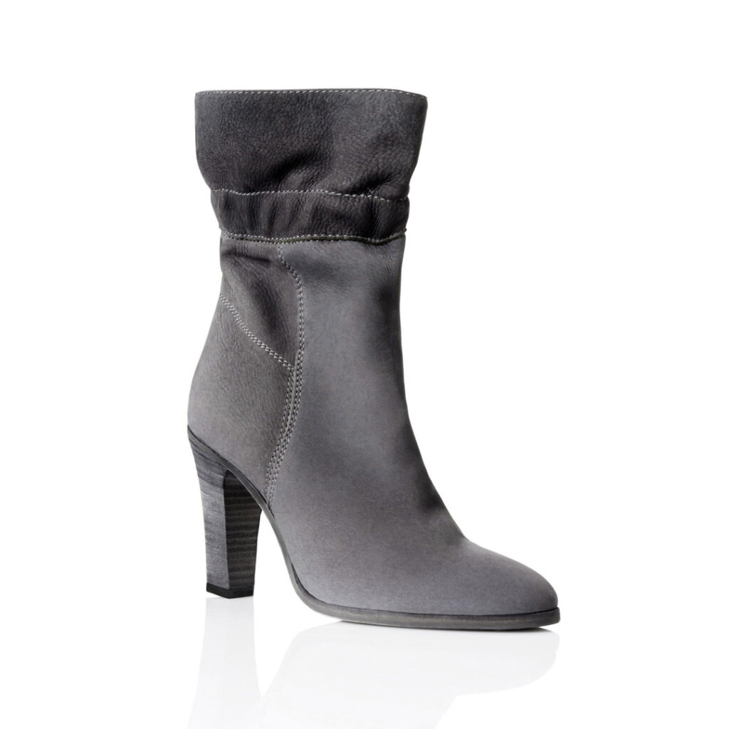 packshot produits sur fond blanc d une chaussure comptoir des cotonniers