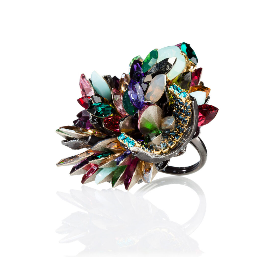 packshot produits sur fond blanc, d une bague pour le bon marche