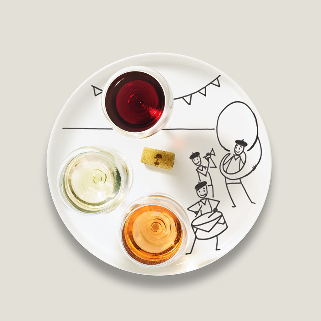 packshot produits sur fond blanc de 3 verres d alcool pour qualite landes
